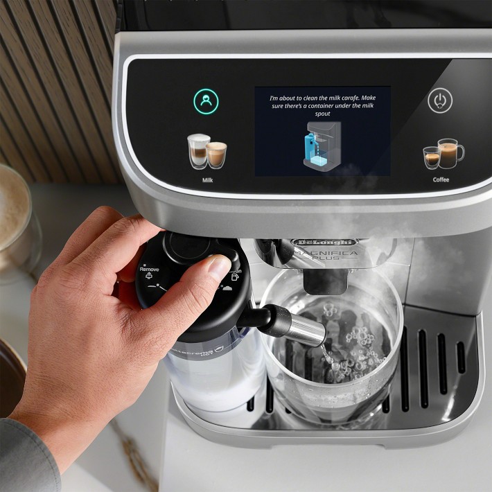 De'Longhi Magnifica Plus Espresso Machine | Williams Sonoma