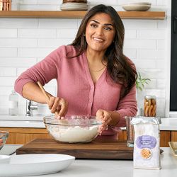 Williams Sonoma Cutting Board with Feet, Walnut