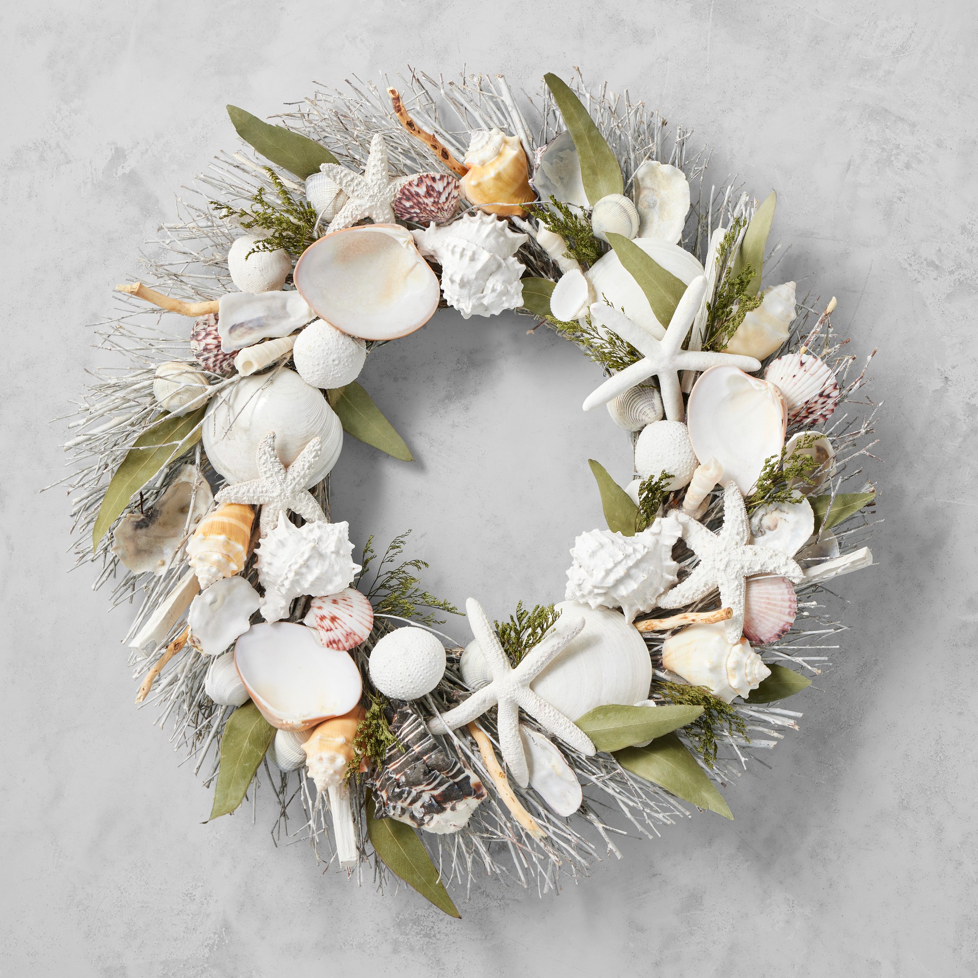 Eucalyptus Lagoon Dried Wreath, 20″ Simolary simolary.com