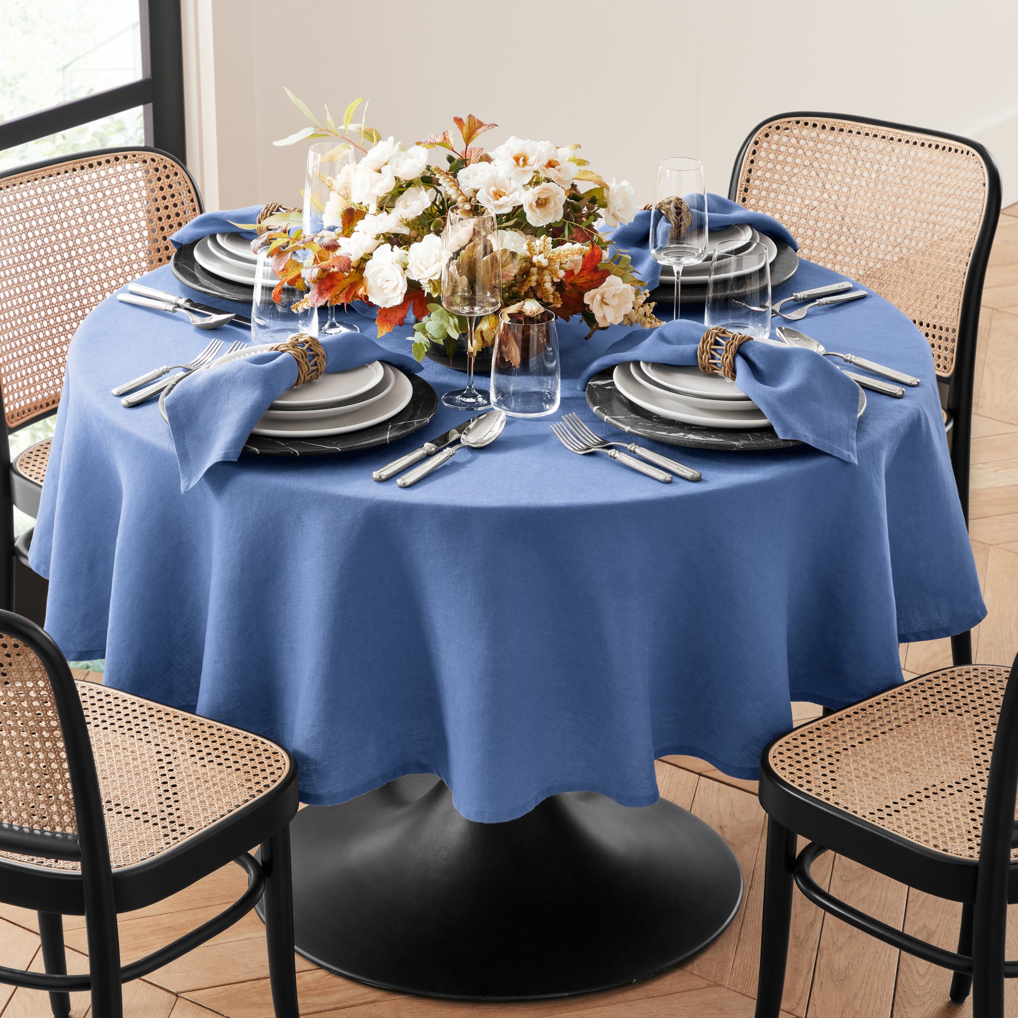 Italian Washed Linen Round Tablecloth - 90