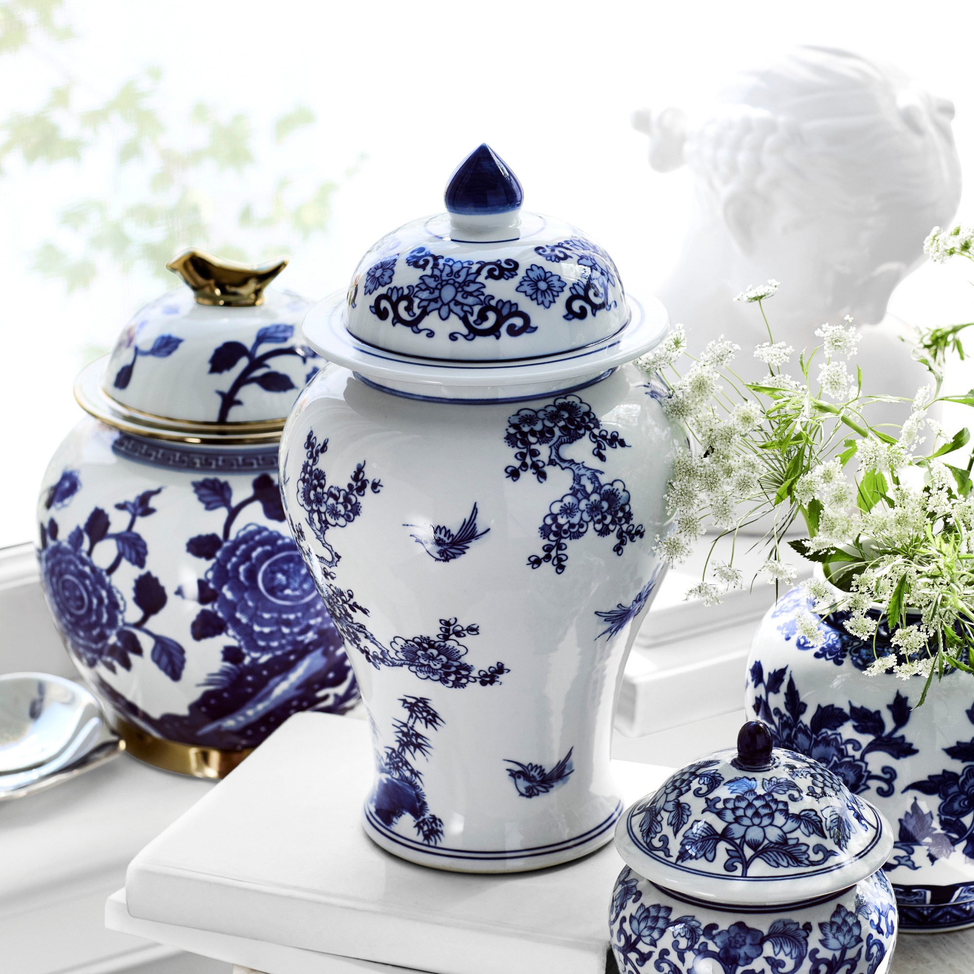 Plum Blossom Ginger Jar Sansujyuku sansujyuku.com