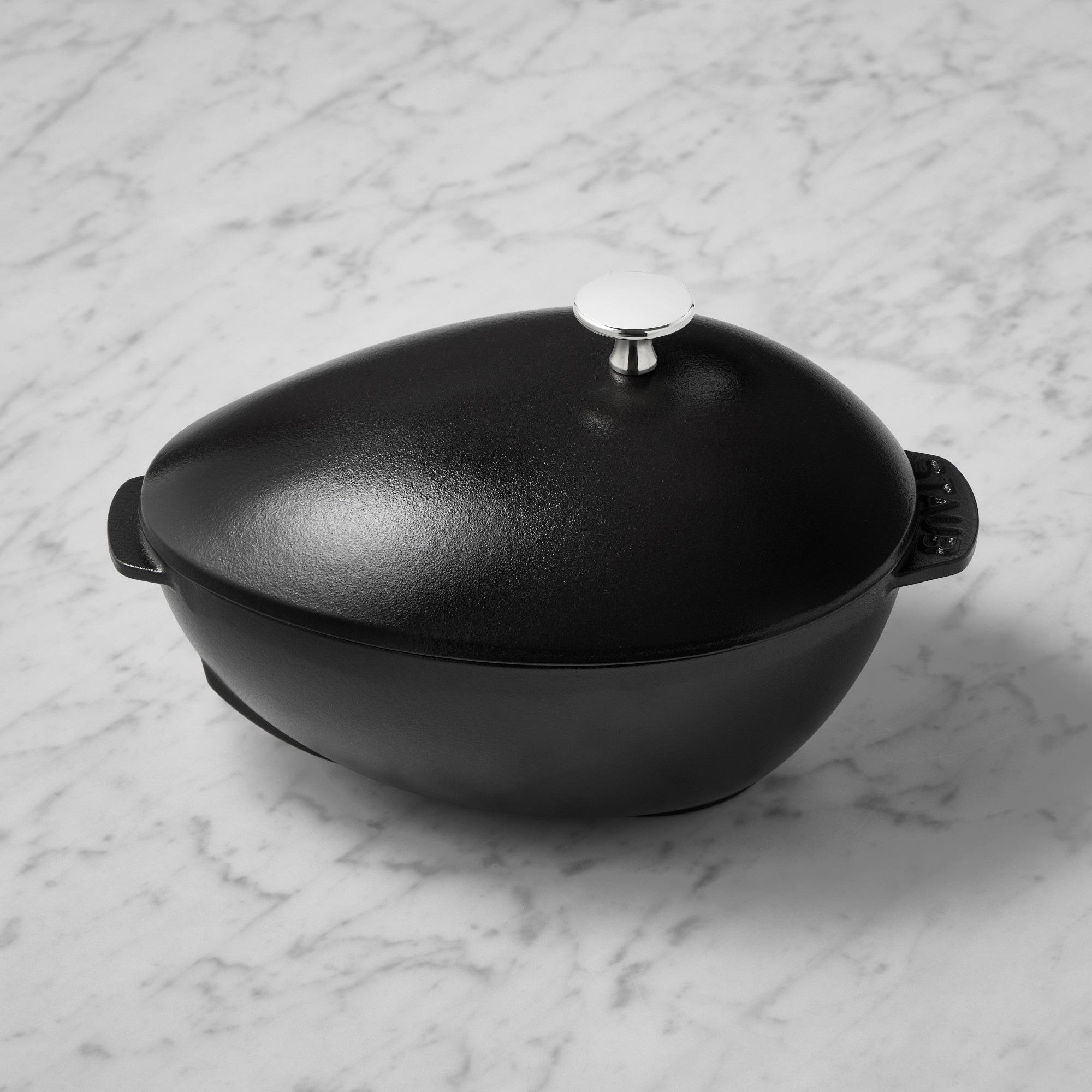 Staub Enameled Cast Iron Mussel Pot Simolary simolary.com