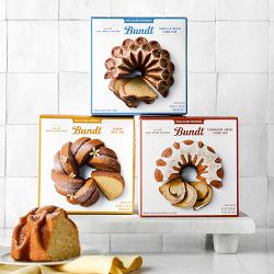 Williams Sonoma Vanilla Bean Bundt® Cake Mix