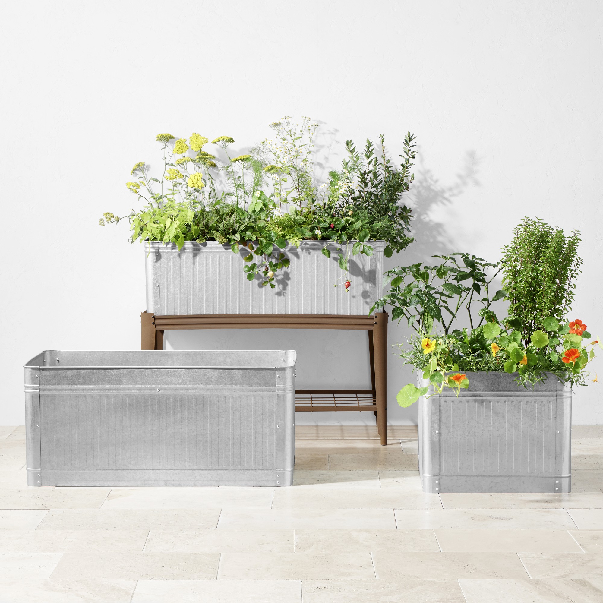 Vintage Galvanized Raised Planter Sansujyuku sansujyuku.com