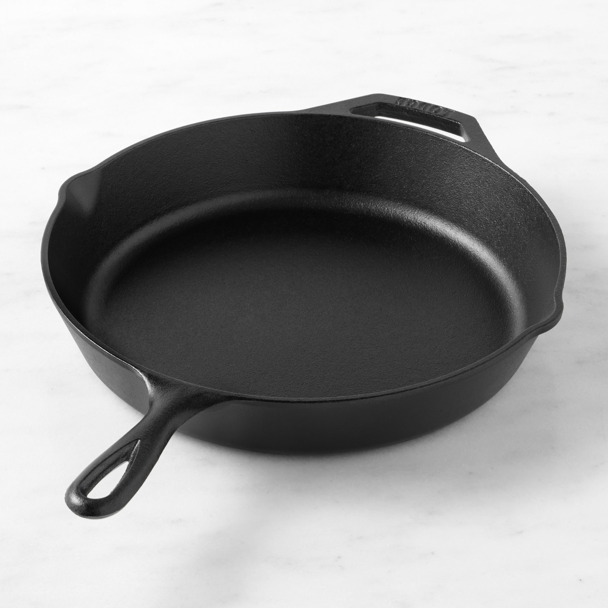 NFL x Lodge Classic Seasoned Cast Iron Skillet, 12″ Simolary simolary.com