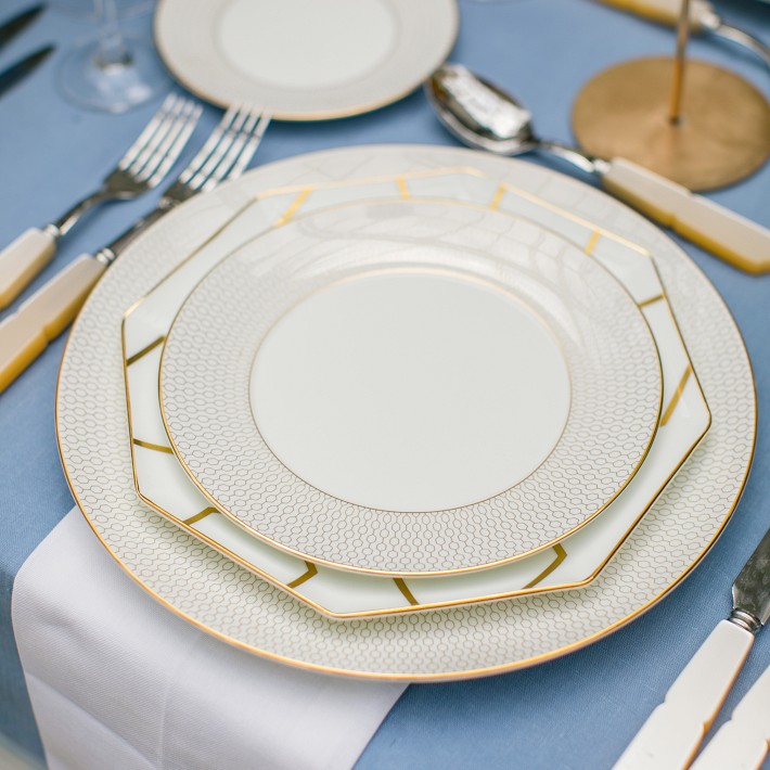 【レア美品】ウェッジウッド★PLATO GOLD★C/S 6客 Wedgwood Gio Gold 5-Piece Dinnerware Set | Williams Sonoma