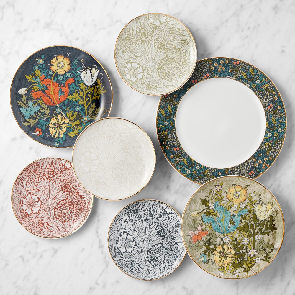 Morris & Co. x Williams Sonoma Cotswold 12-Piece Dinnerware Set