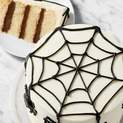 Four-Layer Vanilla Chocolate Spider Web Cake