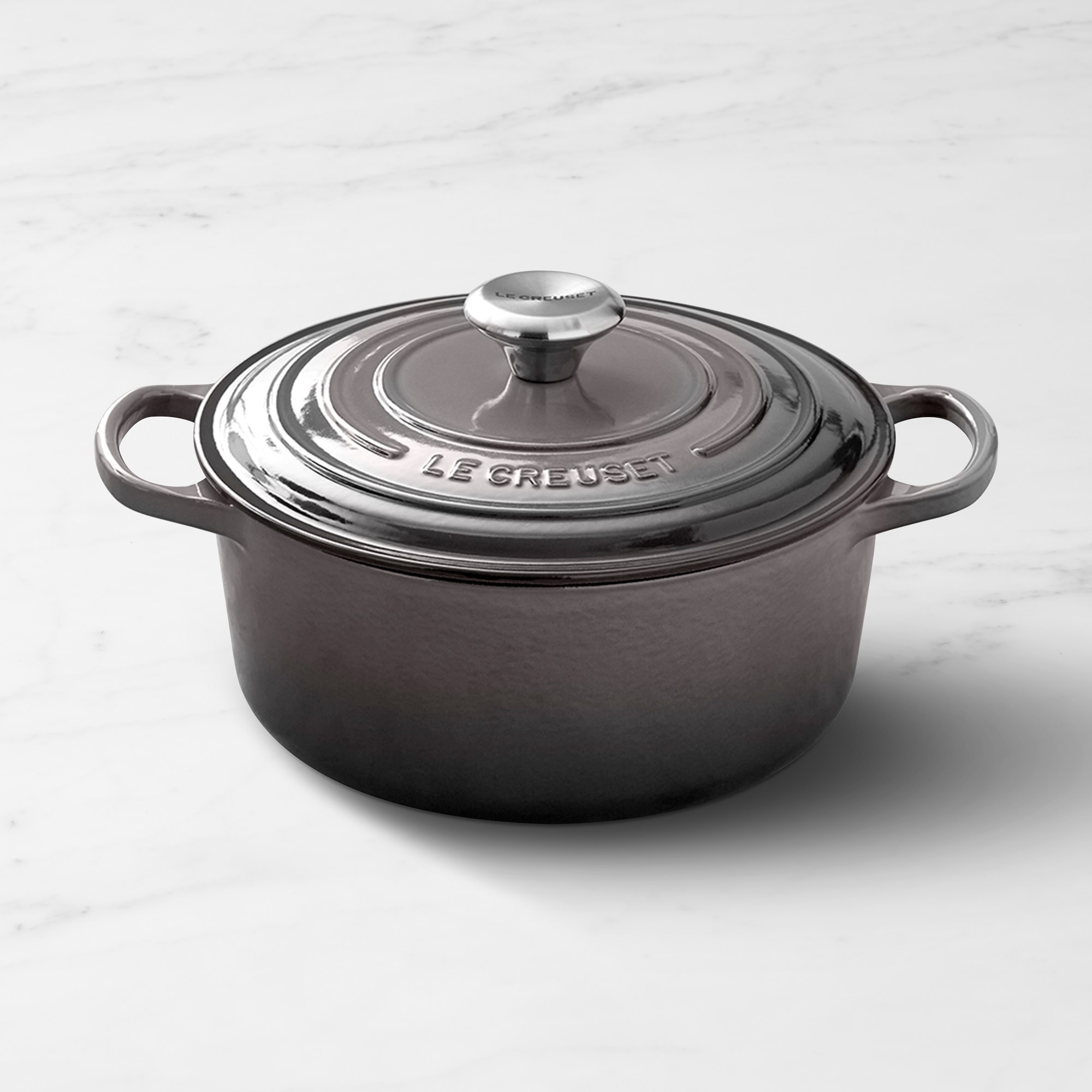 Le Creuset Signature Enameled Cast Iron Round Dutch Oven Sansujyuku sansujyuku.com