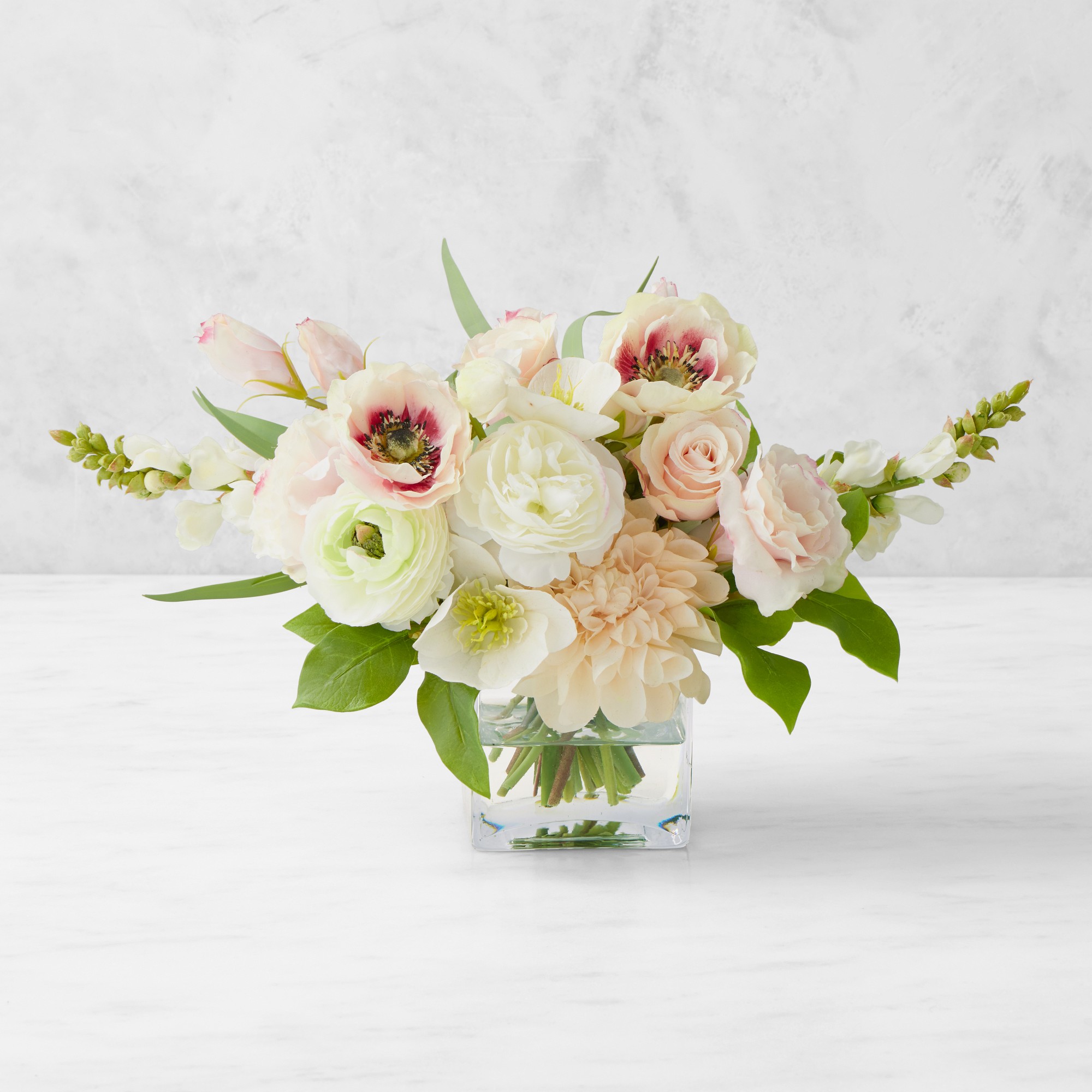 Famille Rose Faux Small Floral Arrangement in Glass Vase Simolary simolary.com