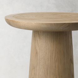 Radius Side Table (22")