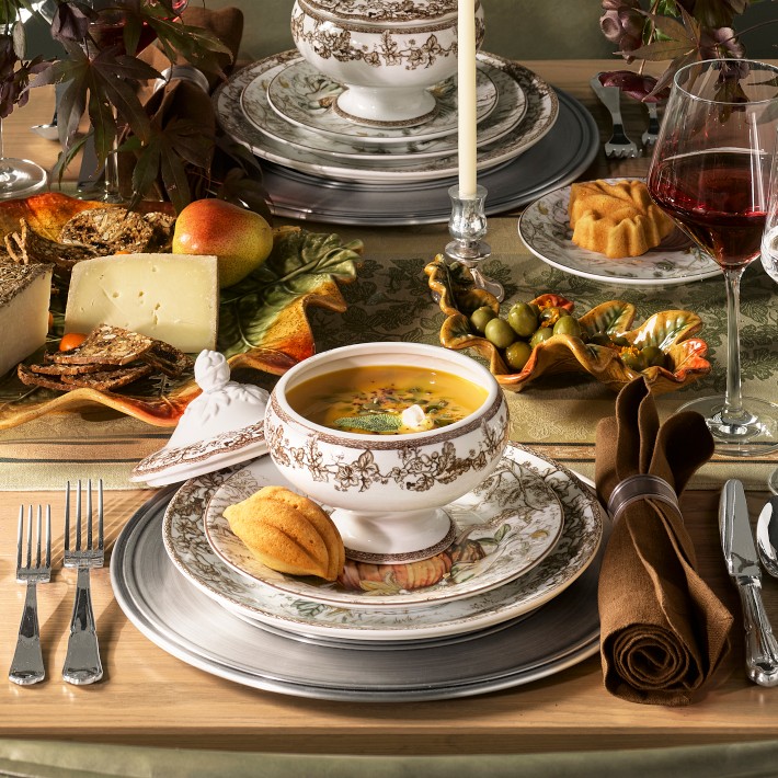 Foliage Jacquard Table Runner | Williams Sonoma