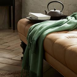 Fairfax Bench, Turned Leg with Tufted Top (51"-61")
