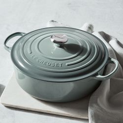 Le Creuset Signature Enameled Cast Iron Round Wide Dutch Oven, 3.5-Qt.
