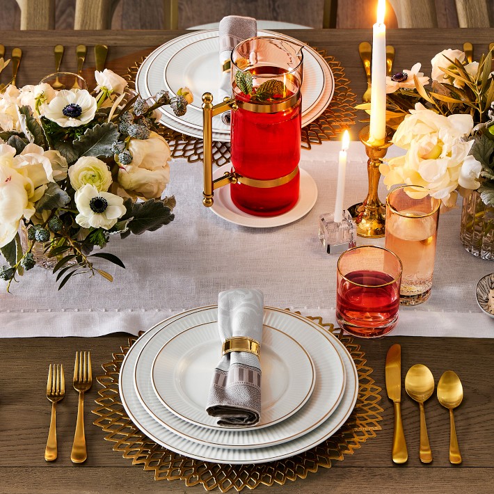 小手鞠:chilewich円形テーブルマットセット red / gold Chilewich Dahlia Brass Placemat | Williams Sonoma