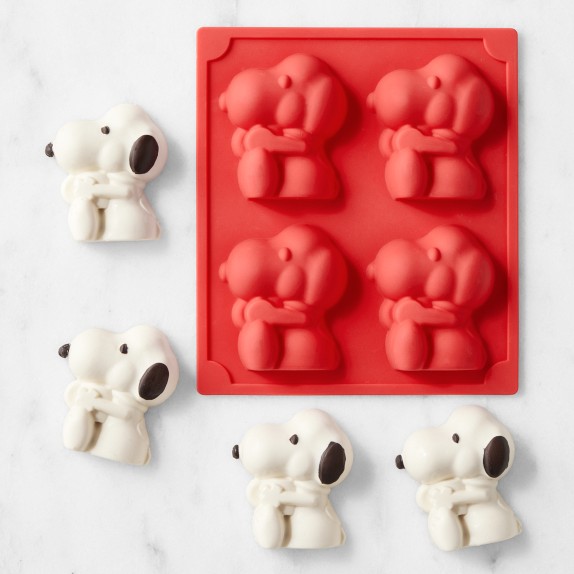 Peanuts™ X Williams Sonoma Snoopy Silicone Mold Set | Williams Sonoma