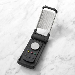 Le Creuset x Star Trek Communi-Grater