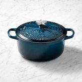 Le Creuset Signature Enameled Cast Iron Holiday Tree Round Dutch Oven, 4.5-Qt Simolary simolary.com 17