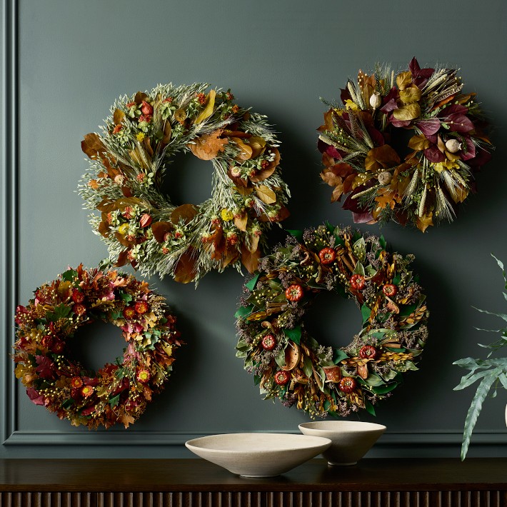 Fall Leaves & Floral Live Wreath, 18