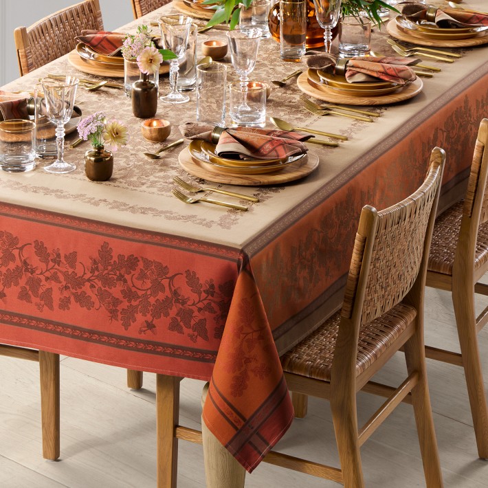 williams sonomaテーブルクロス Foliage Jacquard Tablecloth | Williams Sonoma