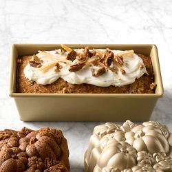 Williams Sonoma Goldtouch® Pro Nonstick Loaf Pan