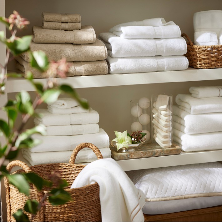 Chambers® Organic 700-Gram Aerospin Bath Towels | Williams Sonoma