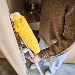 Joseph Joseph CleanTech Adjustable Highzone Duster