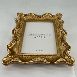 OPEN BOX: AERIN Gold Scalloped Gallery Frame, 5" X 7"