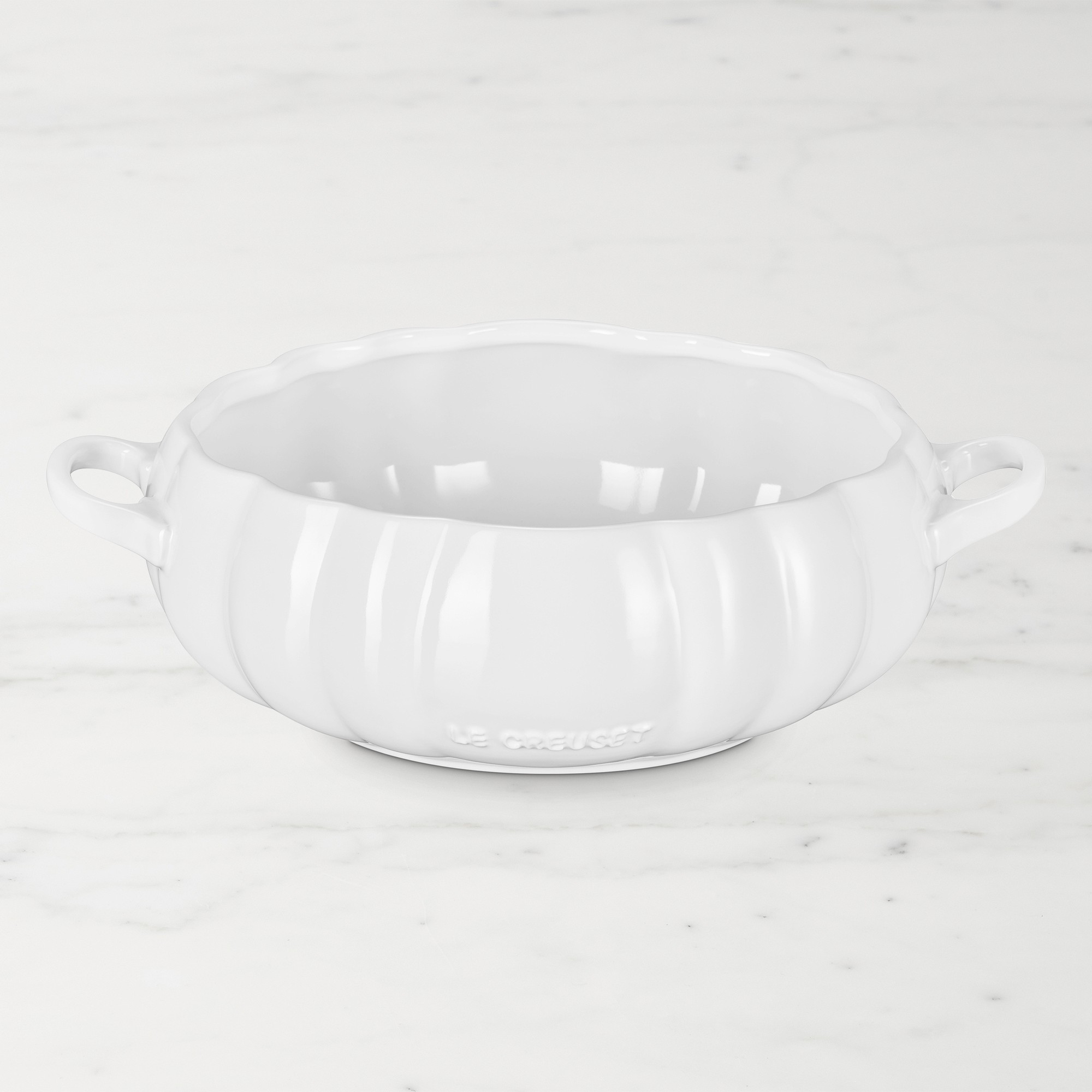 Le Creuset Pumpkin Serving Bowl simolary.com 5 Le Creuset Pumpkin Serving Bowl Simolary simolary.com 5