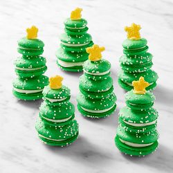 Christmas Tree Macarons
