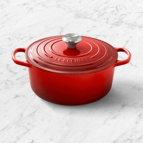 Le Creuset Signature Enameled Cast Iron Round Dutch Oven, 5.5-Qt., Red