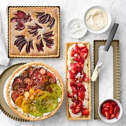 Williams Sonoma Goldtouch® Square Tart Pan