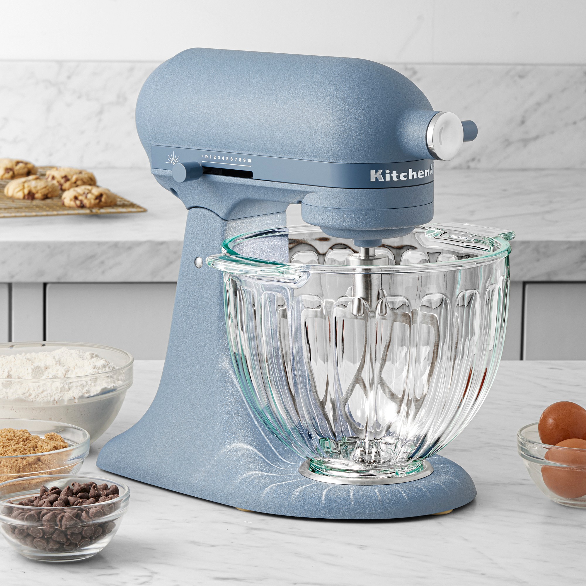 KitchenAid Artisan Plus Design Series Luminaire Stand Mixer simolary.com 5 KitchenAid Artisan Plus Design Series Luminaire Stand Mixer Simolary simolary.com 5