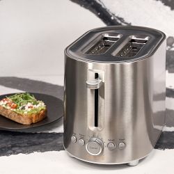 CAFÉ™ Express Finish Toaster