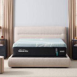Tempur-Pedic Luxe Adapt® Mattress