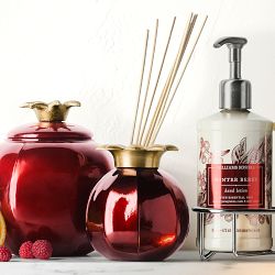 Williams Sonoma Winter Berry Hand Soap & Lotion 3-Piece Set