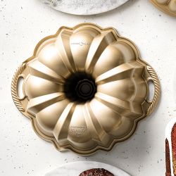 Nordic Ware Nonstick Cast Aluminum Anniversary Bundt® Pan