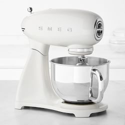 SMEG Stand Mixer SMF03, 5-Qt