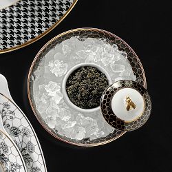 Honeycomb Holiday Dinnerware Collection
