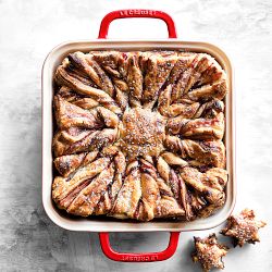 Le Creuset San Francisco Stoneware Square Baking Dish, 3-Qt