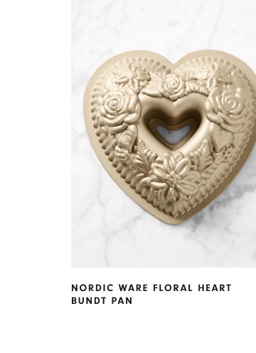 Nordic Ware Nonstick Cast Aluminum Floral Heart Bundt Pan