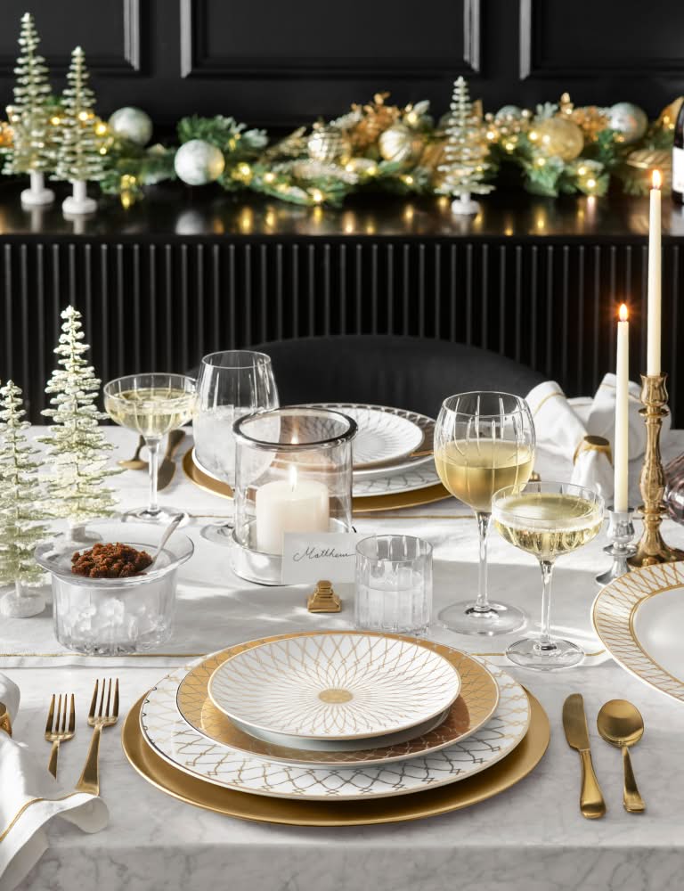 Regency Gold - Elegant Tableware Collection | Williams Sonoma