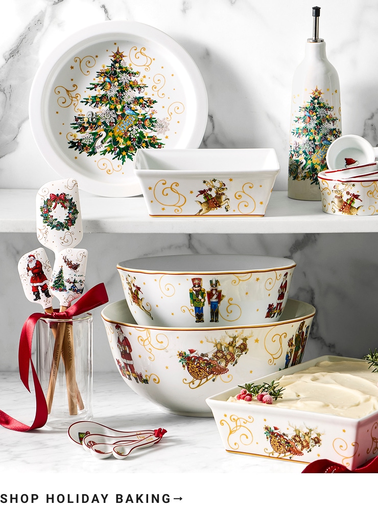 Shop Holiday Bakeware