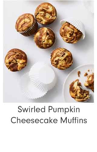 Swirled Pumpkin Cheesecake Muffins