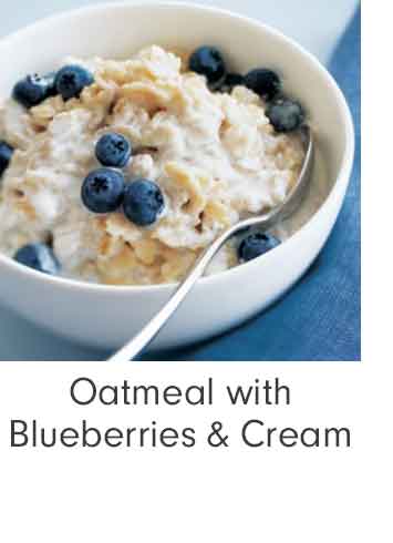 Oatmeal with Blueberries and Cream