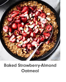 Baked Strawberry-Almond Oatmeal