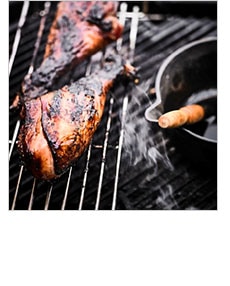 Smoked Turkey Drumstick >