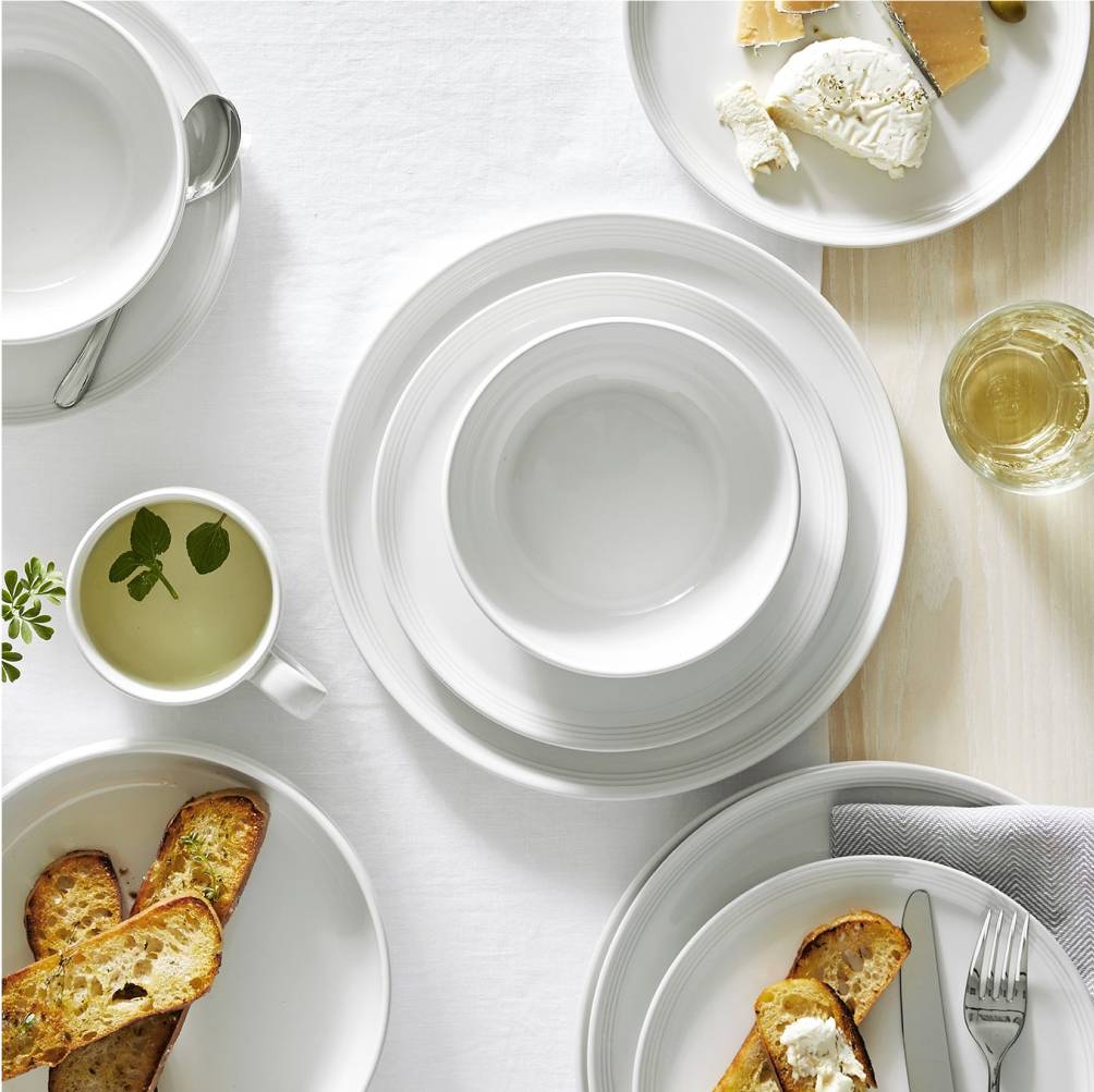 Le Creuset San Francisco Coupe Dinnerware Collection
