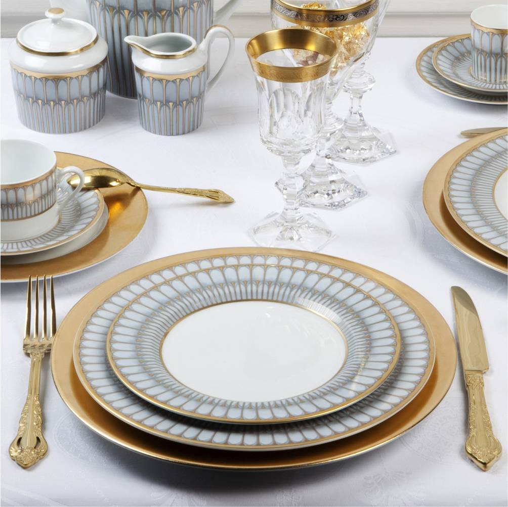 Deshoulieres Dinnerware Collection