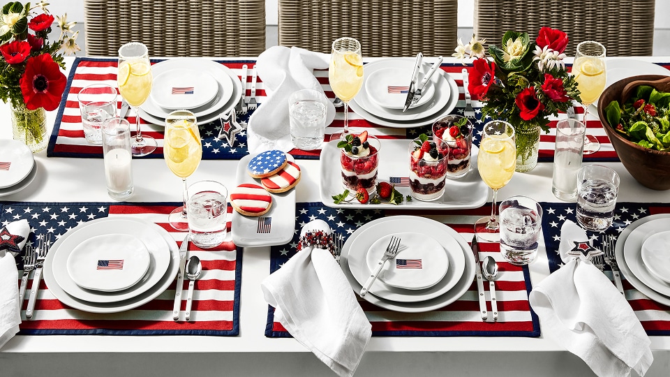 A Playful Easter Table A Playful Easter Table